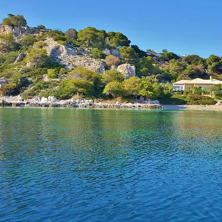 Oikonomou Luxury Vouliagmeni Lake
